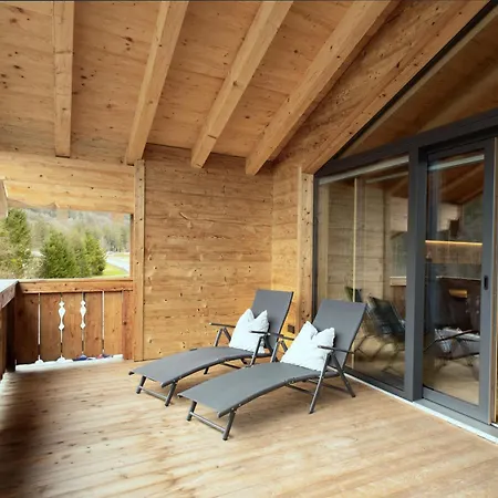 Daire Hoffmann-schiffer *