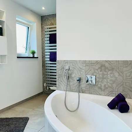 Apartment Hoffmann-schiffer *