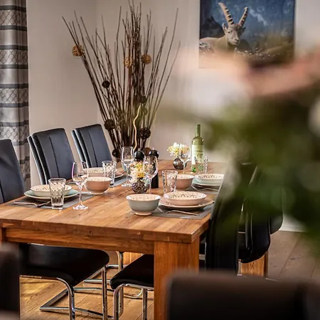 Hoffmann-schiffer Apartment *